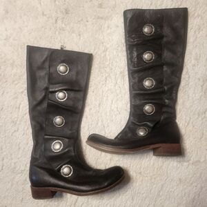 Gee Walla Black Leather Boots